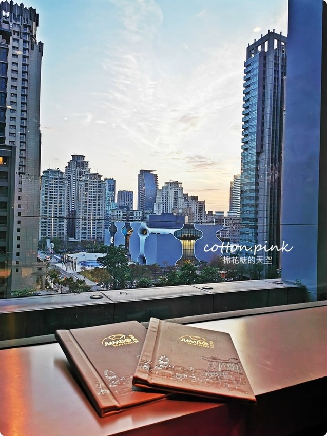 台中美食珍寶海鮮外送啦！首推香辣螃蟹新光三越必吃～最新套餐內用最低一人688元，外帶套餐899元起