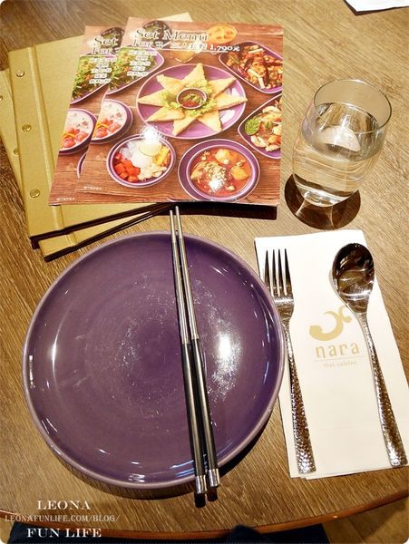 紫色華麗餐具 nara thai cuisine台中泰式料理推薦-Leona Fun Life.JPG