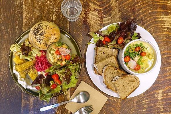 line_831869699937956-01.jpeg line_831869699937956-01.jpeg