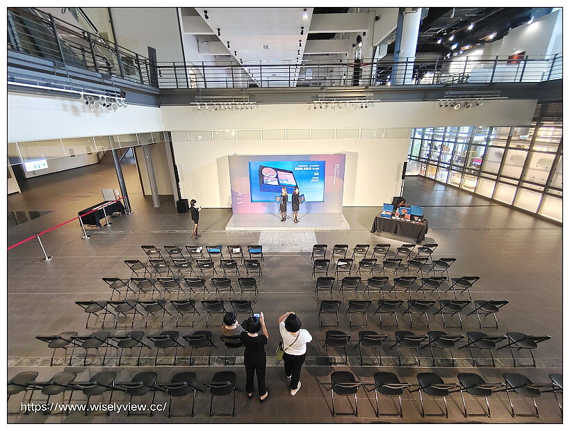 2022 中秋禮盒 <月盒>︱國立臺灣美術館 X 台中大毅老爺行旅，跨界聯名07/05-09/10限定販售~早鳥優惠與大宗訂購資訊 @WISELY's 拍拍照寫寫字