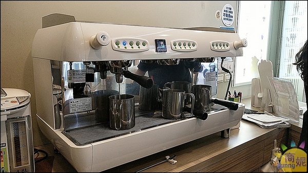 武林茶文創人文茶飲坊/逢甲西屯旗艦店：逢甲武林茶。杯杯現泡回甘好喝只要50元銅板價 每週一加碼會員日買一送一更超值