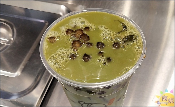 武林茶文創人文茶飲坊/逢甲西屯旗艦店：逢甲武林茶。杯杯現泡回甘好喝只要50元銅板價 每週一加碼會員日買一送一更超值