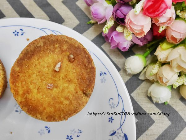 月餅推薦【馬可先生】#雜糧月餅 #芋泥燕麥豆漿蛋糕捲 #中秋月餅 #中秋禮盒 #台灣特色伴手禮推薦 (10).JPG