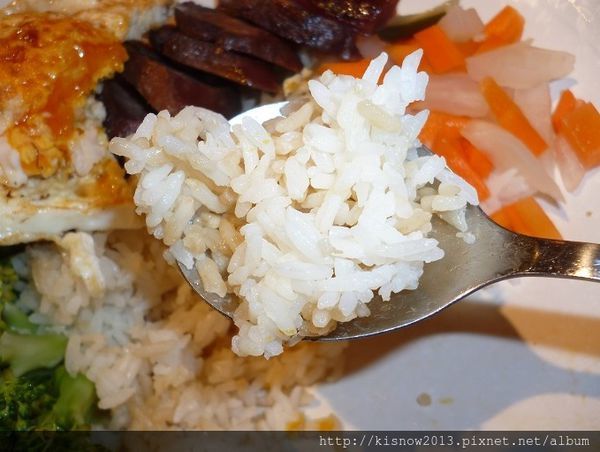 川川港式茶餐廳:如同置身在香港街頭的茶餐廳,品嚐道地的香港口味-台北信義區ATT 4 FUN川川港式茶餐廳体驗心得 川川港式茶餐廳:如同置身在香港街頭的茶餐廳,品嚐道地的香港口味-台北信義區ATT 4 FUN川川港式茶餐廳体驗心得