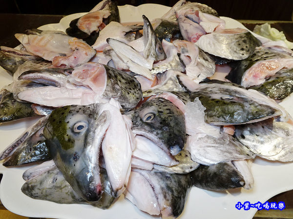 鮭魚頭-食鮮日式火鍋吃到飽.jpg