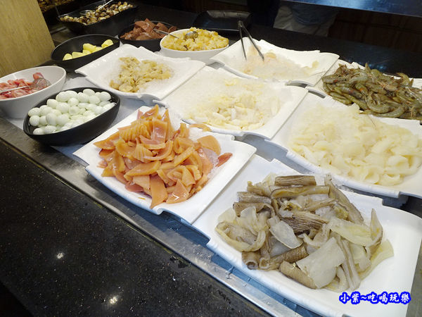 自助區-食鮮日式火鍋吃到飽 (2).jpg