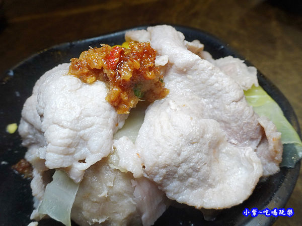 梅花豬肉-食鮮日式火鍋吃到飽 (1).jpg