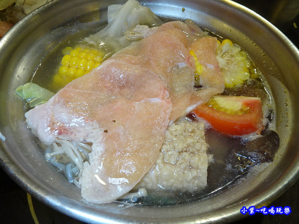 無骨雞肉-食鮮日式火鍋吃到飽 (2).jpg