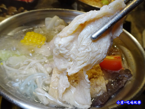 無骨雞肉-食鮮日式火鍋吃到飽 (3).jpg