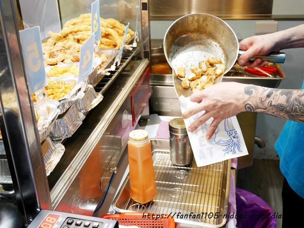 【西門美食】赤魷派%26;茶客幫綜合旗艦店 #炸物 #魷魚 #黑糖珍珠鮮奶 #西門町 (19).JPG