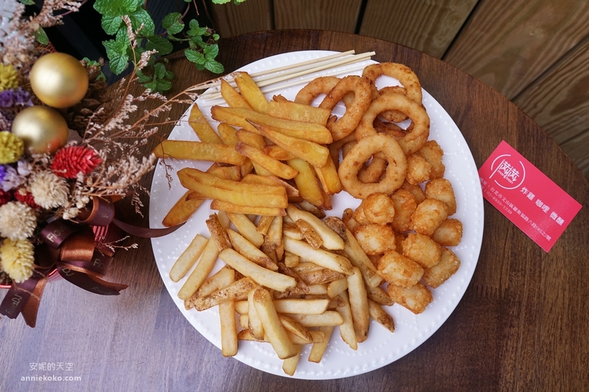 景美站美食 滿滿炸雞 咖哩 燒酒 超高CP值 三種風味一次滿足 韓風系炸雞店 - 安妮的天空