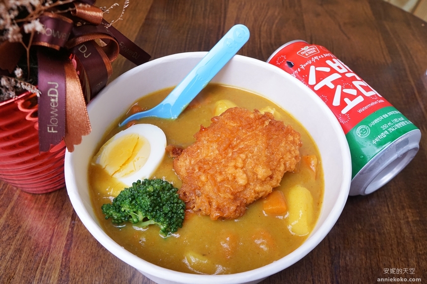 景美站美食 滿滿炸雞 咖哩 燒酒 超高CP值 三種風味一次滿足 韓風系炸雞店 - 安妮的天空