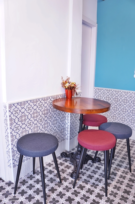 景美站美食 滿滿炸雞 咖哩 燒酒 超高CP值 三種風味一次滿足 韓風系炸雞店 - 安妮的天空