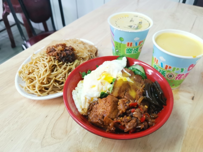 跳躍的宅男 - [花蓮美食]標記小館轉型傳統早午餐- 招牌剝皮辣椒配什麼都好吃啊