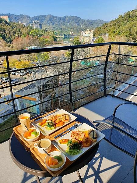 LINE_ALBUM_2023219_230313