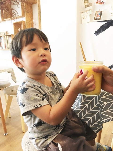 [嘉義美食] 果漾果昔窩｜甜蜜沁涼的綿密果昔，新鮮水果製成的營養好喝日系健康飲品！