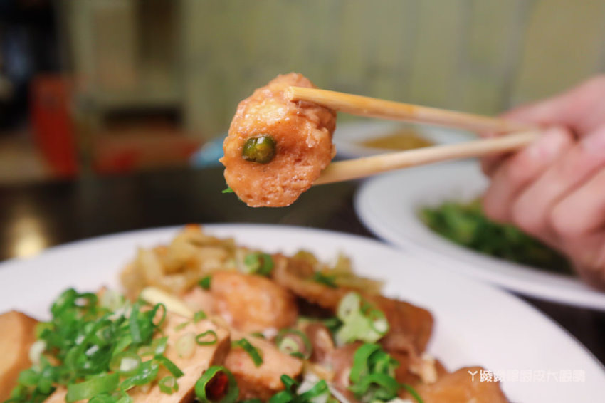 新竹平價滷味推薦沅滷味！一天只營業五小時、一開店就爆滿的新竹美食，滿百送麵或豆皮