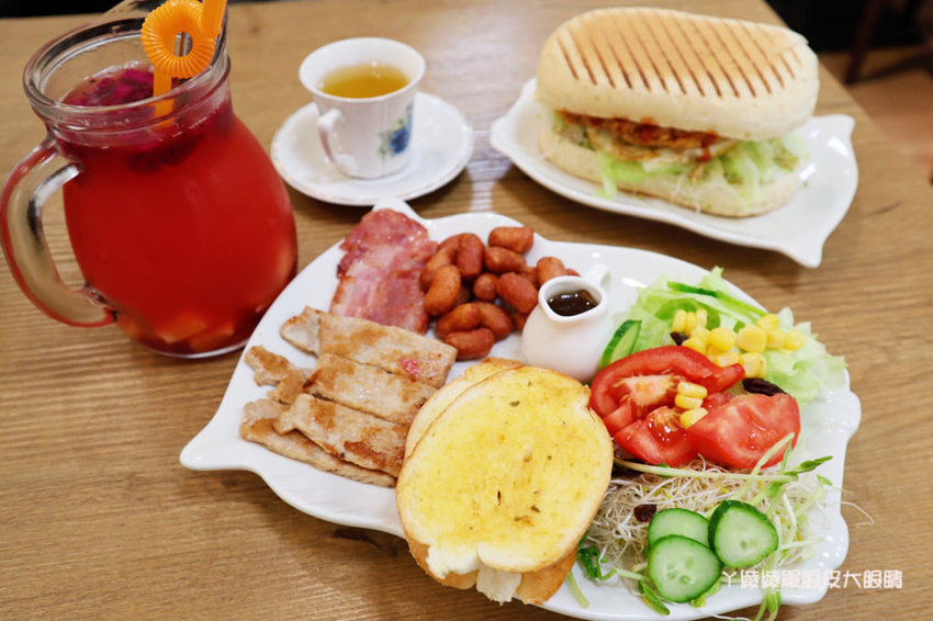 新竹早午餐也有鍋燒意麵！中南部朋友期待的小肉豆在覓食早午餐！阿惠冰店旁