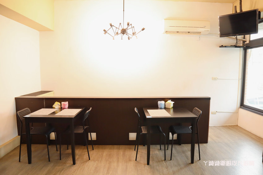 新竹竹北親子餐廳推薦流浪貓香草義式廚房，新開幕寶可夢主題美食餐廳！貓奴們快來找主子