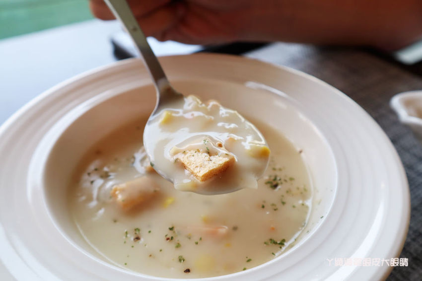 竹北平價美食餐廳推薦流浪貓香草義式廚房,竹北新開幕寶可夢主題美食餐廳!貓奴們快來找主子