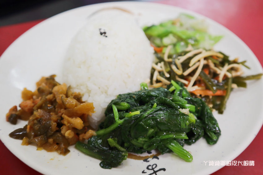 新竹燒臘飯推薦！福廣燒臘店，服務親切、CP值高的新竹美食便當