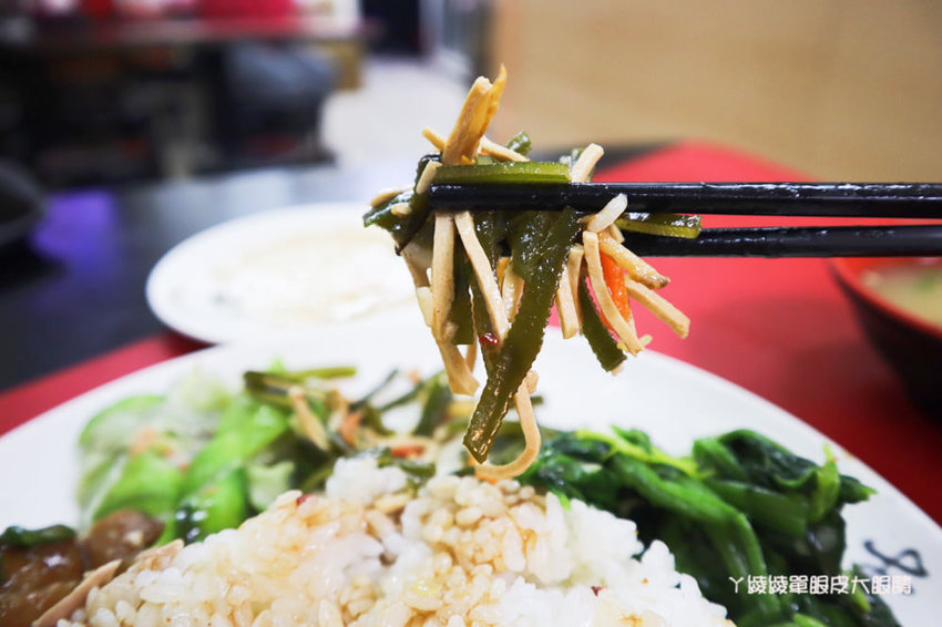 新竹燒臘飯推薦！福廣燒臘店，服務親切、CP值高的新竹美食便當