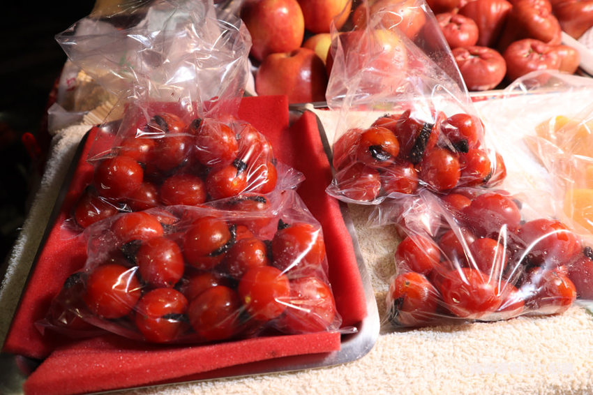 新竹水果阿嬤，深夜賣水果到天亮，新鮮水果可現切！復興鴨肉冬粉附近