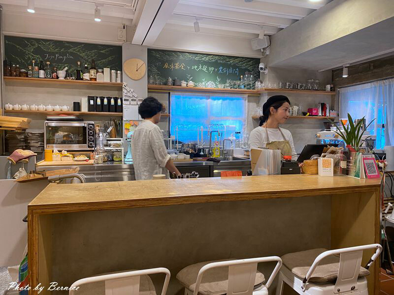 坪感覺~在百年石頭厝中品嚐茶香滿溢的餐點 @Bernice的隨手筆記