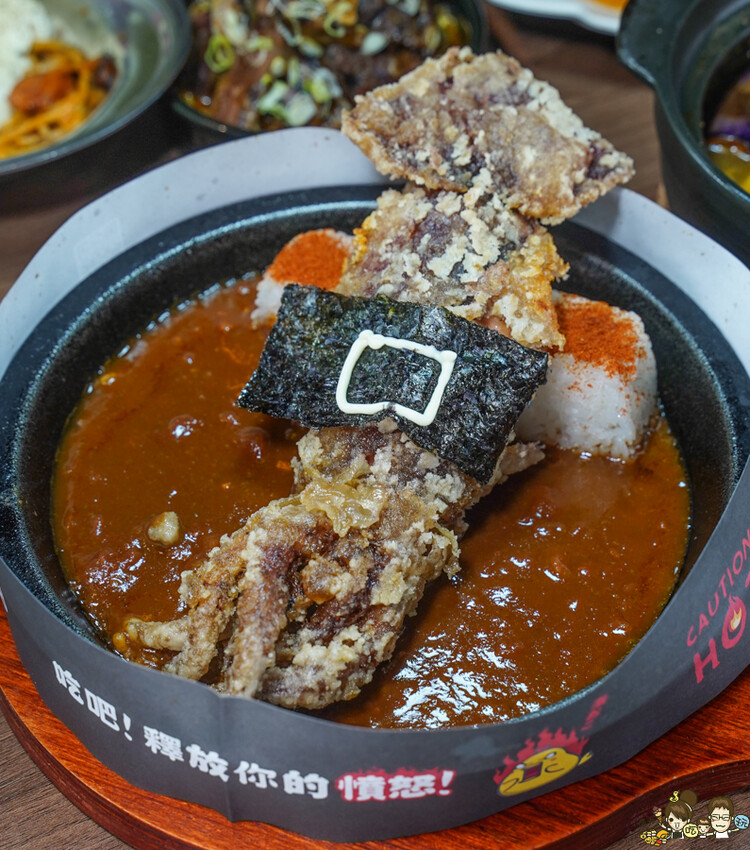 全球同步上映 1.2.3憤怒的吃魷魚吧，跟著英熙娃憤怒當吃貨 X 高雄最爆發美食 咕嚕咕嚕家 - 跟著尼力吃喝玩樂＆親子生活