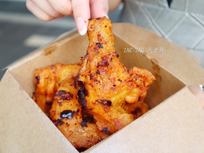 台北101美食,信義安和美食,國父紀念館美食,炸雞,韓式炸雞,韓國,醬蒜雞,麻辣雞,ZACZAG一楽炸雞,ZACZAG一楽炸雞MENU,ZACZAG一楽炸雞菜單,不限時,無低消,有WIFI,外送炸雞,雞不可失,韓式料理,漢堡,大口吃肉,派對,聚餐,朋友聚餐