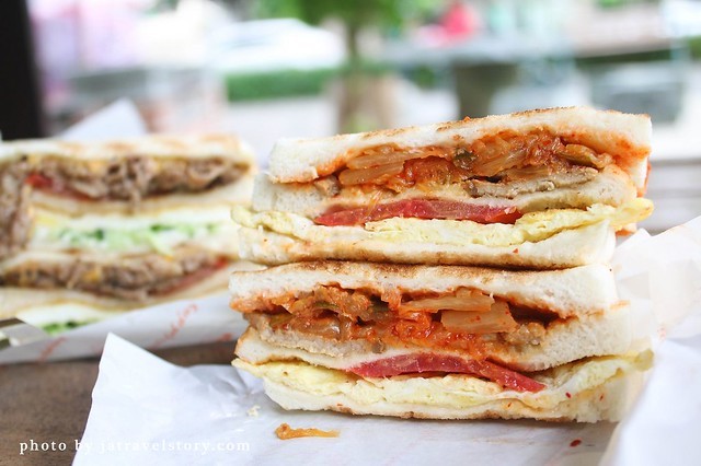 炭金嗑棧 炭烤三明治40元起,紫地瓜三明治有特色!【捷運南京復興】 @J&A的旅行