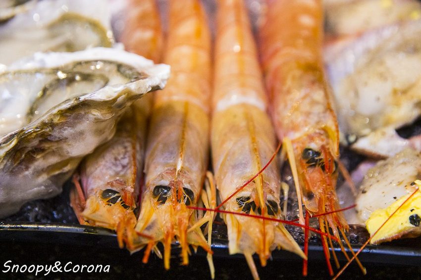 【公館美食】吃到飽餐廳／瓦崎燒烤火鍋～龍蝦、生蠔、和牛、伊比利梅花豬，還有啤酒免費暢飲