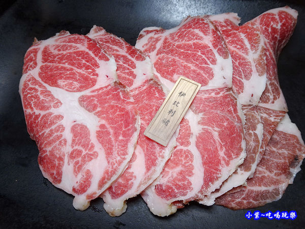 伊比利梅花豬-瓦崎燒烤火鍋公館店 (1).jpg