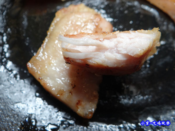 霜降松板豬-瓦崎燒烤火鍋公館店 (1).jpg