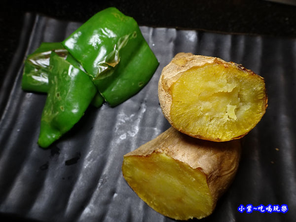 烤青椒、冰心地瓜-瓦崎燒烤火鍋公館店.jpg