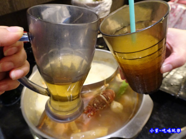 飲料無限暢飲-瓦崎燒烤火鍋公館店 (3).jpg