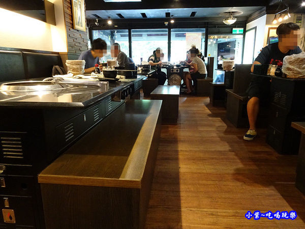 用餐環境-瓦崎燒烤火鍋公館店 (3).jpg