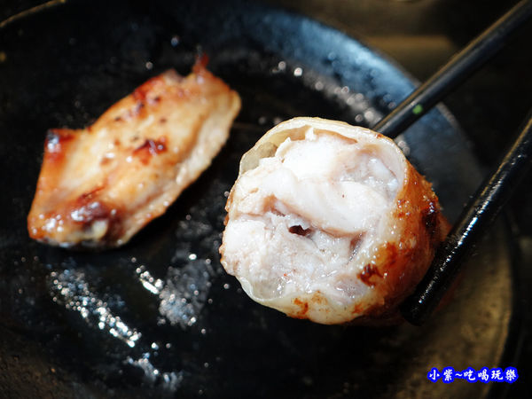 爆漿雞腿捲-瓦崎燒烤火鍋公館店.jpg