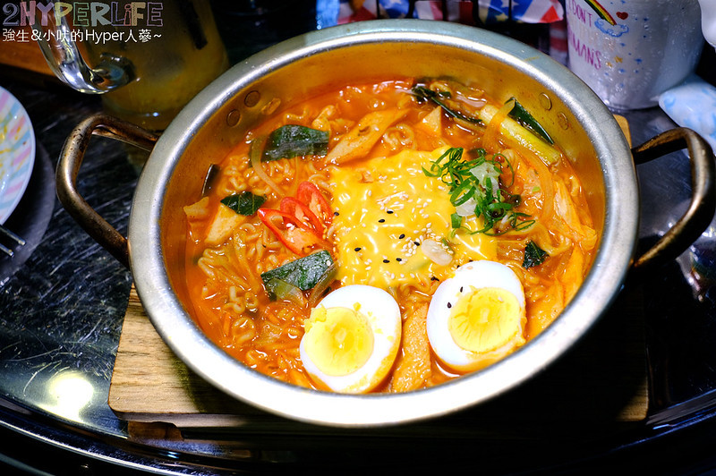 NiL Kitchen 尼歐韓廚,勤美商圈美食,勤美美食,台中美食,台中西區,台中西區 韓式,台中西區美食,台中韓國料理,台中韓式,台中韓式料理,台中韓式炸雞,台中韓式辣炒年糕,尼歐韓廚,尼歐韓廚 價位,尼歐韓廚 台中,尼歐韓廚 地址,尼歐韓廚 菜單,韓國小吃,韓國炸雞 @強生與小吠的Hyper人蔘~