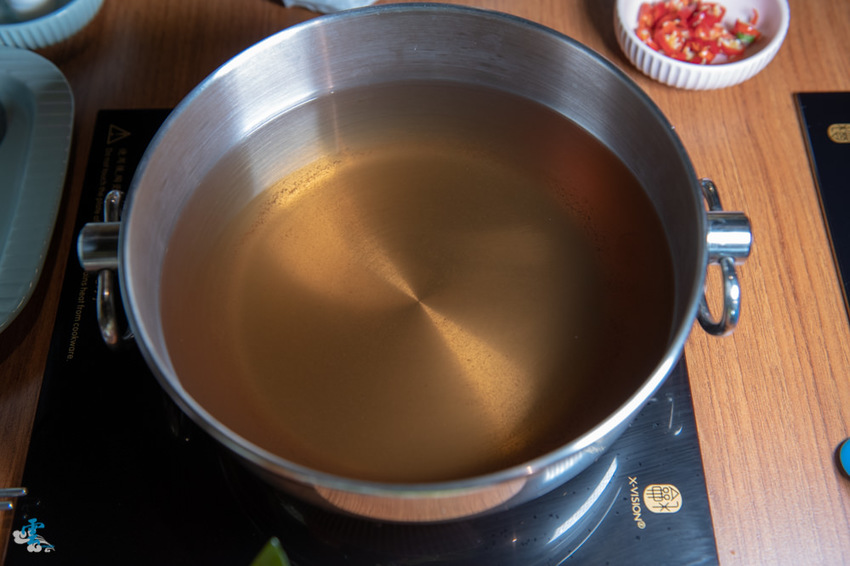 林口火鍋》喜園涮涮鍋 林口歐風店 - 慈心有機認證蔬果 法式氛圍火鍋饗宴 - 時空幻境 凌雲江海清