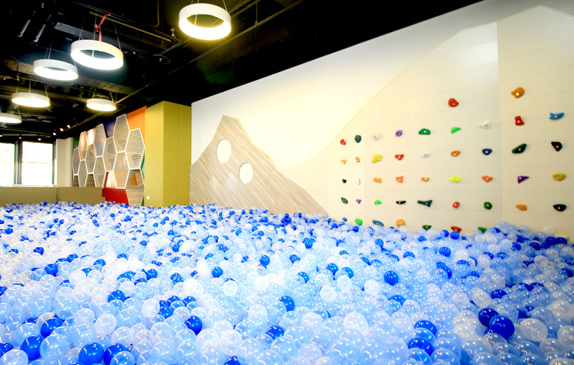 about_10.jpg about_10.jpg