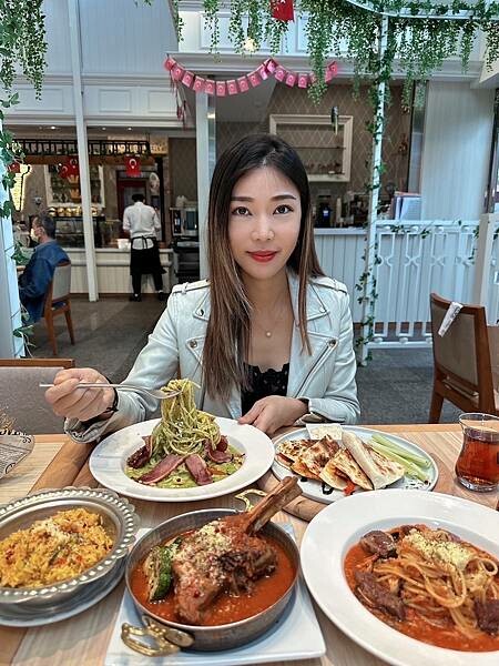 台北市南港區[南港美食] MADO土耳其餐廳 公司總動員 龍總有好康! 慶開工! 買一送一 #南港軟體園區美食 南港展覽館美食 @