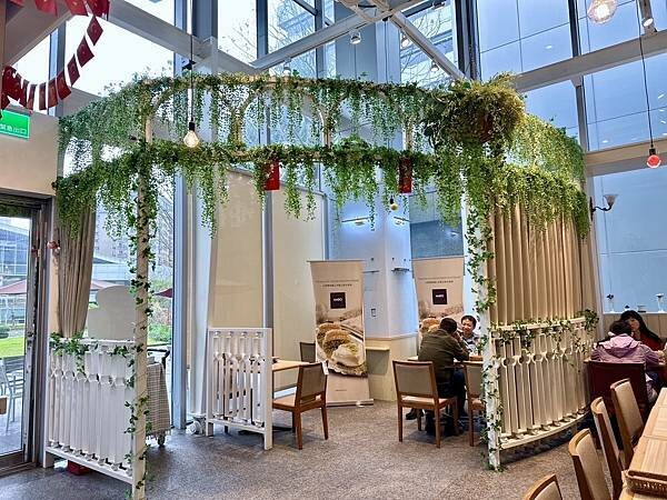 台北市南港區[南港美食] MADO土耳其餐廳 公司總動員 龍總有好康! 慶開工! 買一送一 #南港軟體園區美食 南港展覽館美食 @