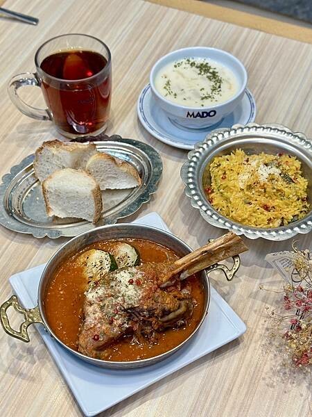 台北市南港區[南港美食] MADO土耳其餐廳 公司總動員 龍總有好康! 慶開工! 買一送一 #南港軟體園區美食 南港展覽館美食 @