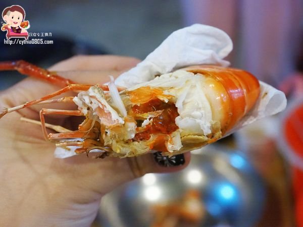 桃園八德美食-伍陽城市原創農場-超肥美泰國流水蝦吃到飽,還可以放生小孩消耗體力 @民宿女王芽月-美食.旅遊.全台趴趴走