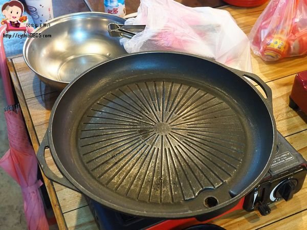 桃園八德美食-伍陽城市原創農場-超肥美泰國流水蝦吃到飽,還可以放生小孩消耗體力 @民宿女王芽月-美食.旅遊.全台趴趴走