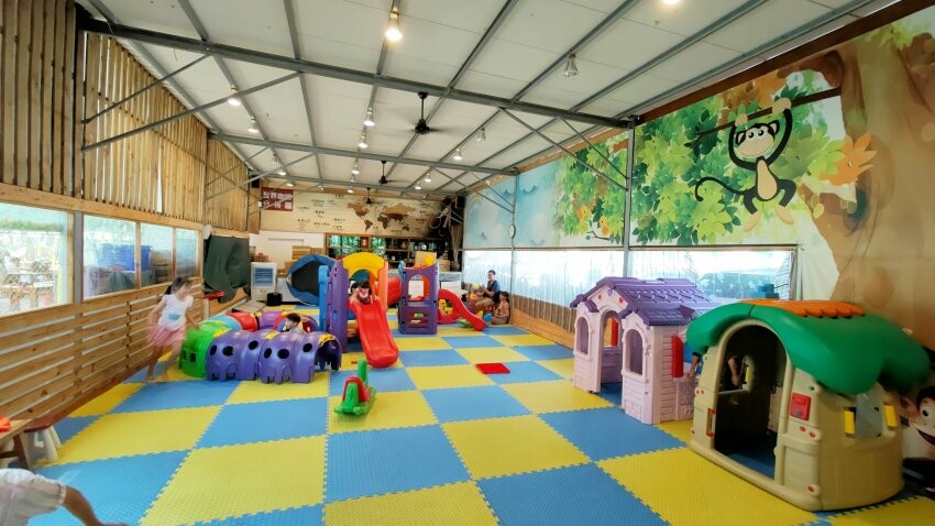 【桃園景點】伍陽城市原創農場.烤肉吃到飽+草皮遊戲區,放電好去處!