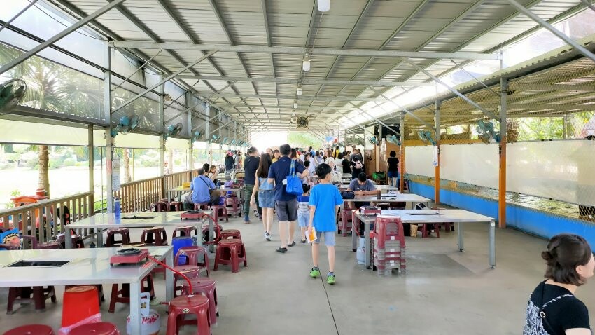 【桃園景點】伍陽城市原創農場.烤肉吃到飽+草皮遊戲區,放電好去處!