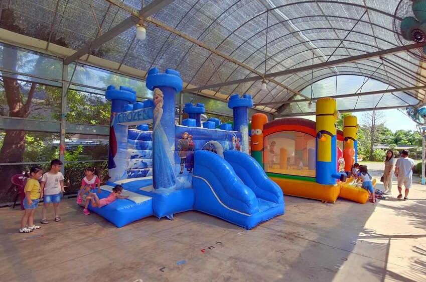 【桃園景點】伍陽城市原創農場.烤肉吃到飽+草皮遊戲區,放電好去處!