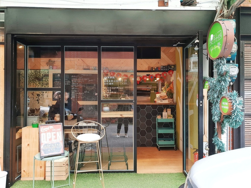 2019-04-11 12.29.36 1-01.jpeg